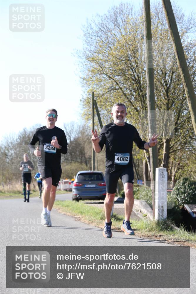 06.04.2025 - 44. Internationalen Wilhelmsburger Insellauf Jannik Wohlers http://msf.ph/oto/7621508 06.04.2025 10:13:19 Laufen 3284, 4082 meine-sportfotos.de