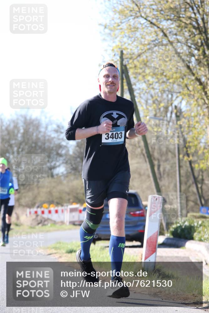 06.04.2025 - 44. Internationalen Wilhelmsburger Insellauf Jannik Wohlers http://msf.ph/oto/7621530 06.04.2025 10:13:25 Laufen 3403 meine-sportfotos.de
