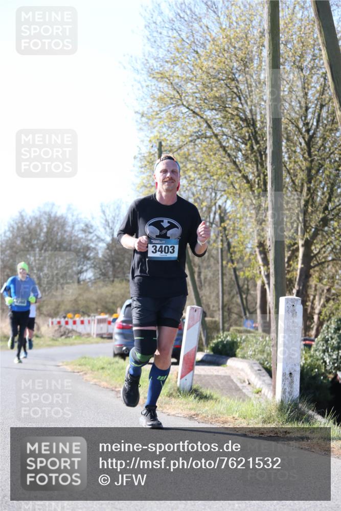 06.04.2025 - 44. Internationalen Wilhelmsburger Insellauf Jannik Wohlers http://msf.ph/oto/7621532 06.04.2025 10:13:25 Laufen 3403 meine-sportfotos.de
