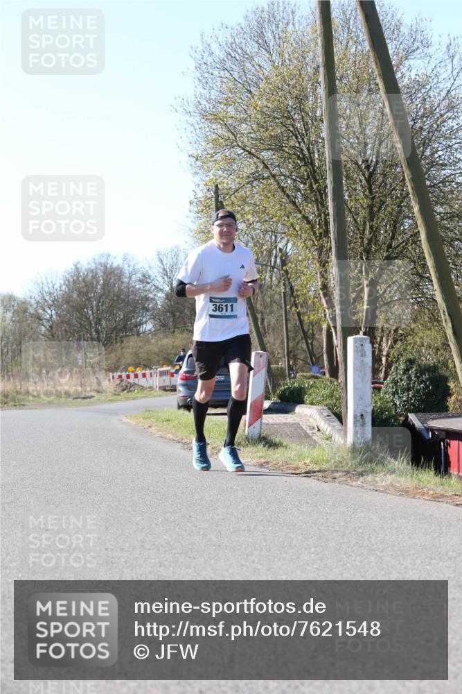 06.04.2025 - 44. Internationalen Wilhelmsburger Insellauf Jannik Wohlers http://msf.ph/oto/7621548 06.04.2025 10:13:32 Laufen 3611, 4321 meine-sportfotos.de