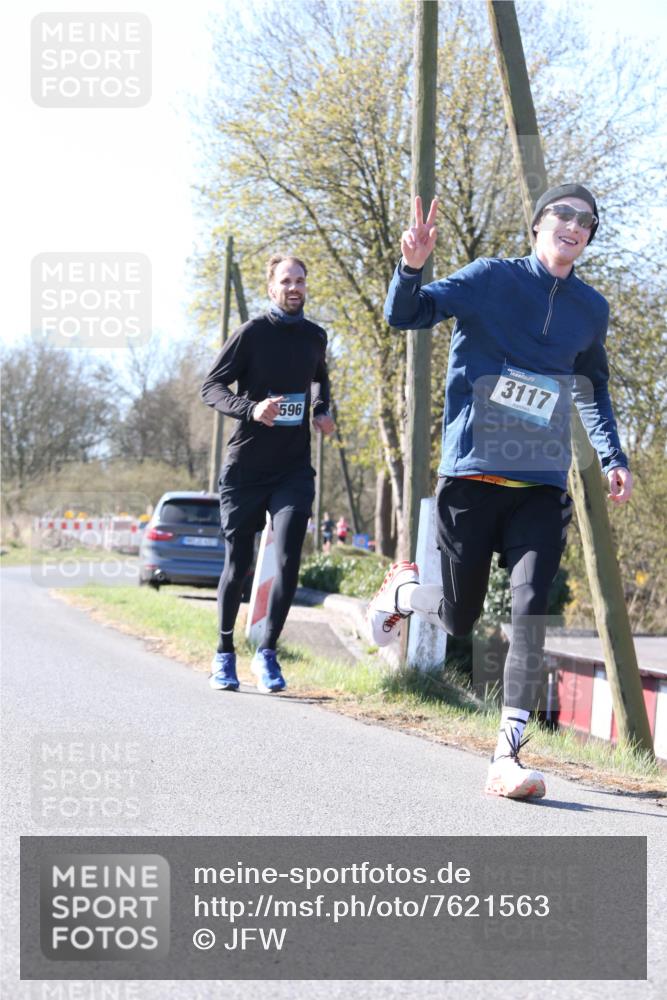 06.04.2025 - 44. Internationalen Wilhelmsburger Insellauf Jannik Wohlers http://msf.ph/oto/7621563 06.04.2025 10:13:48 Laufen 596, 3117 meine-sportfotos.de