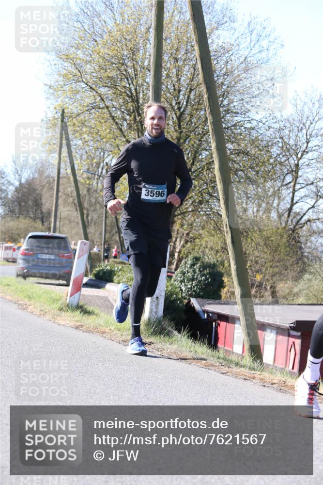 06.04.2025 - 44. Internationalen Wilhelmsburger Insellauf Jannik Wohlers http://msf.ph/oto/7621567 06.04.2025 10:13:49 Laufen 31, 4323, 3596 meine-sportfotos.de