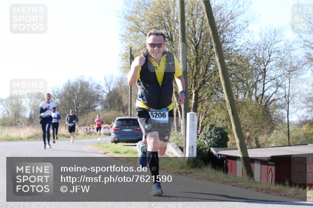 06.04.2025 - 44. Internationalen Wilhelmsburger Insellauf Jannik Wohlers http://msf.ph/oto/7621590 06.04.2025 10:14:09 Laufen 2023, 5206 meine-sportfotos.de