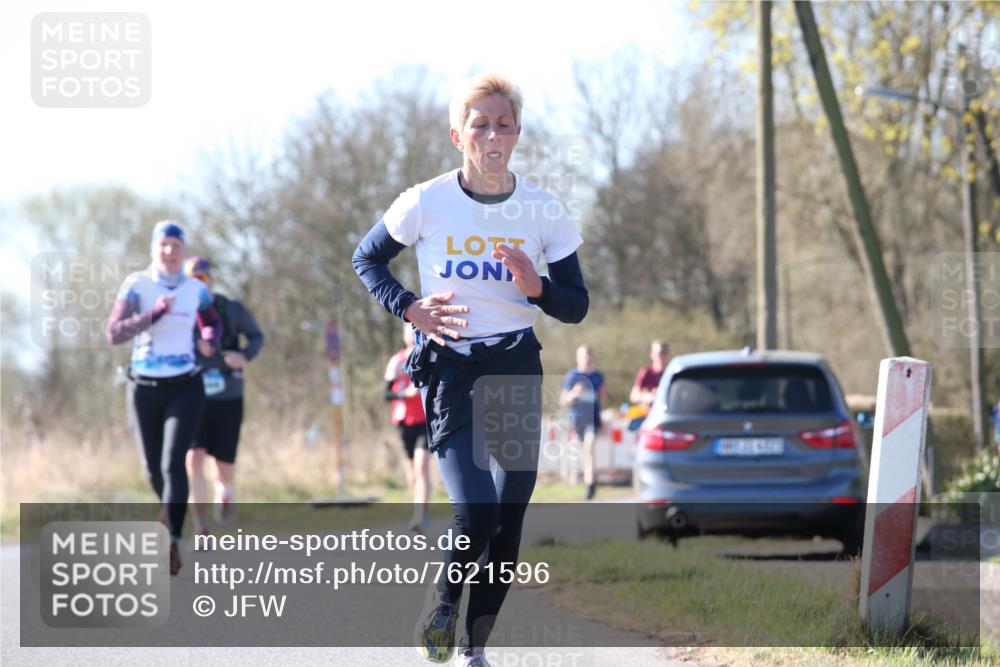 06.04.2025 - 44. Internationalen Wilhelmsburger Insellauf Jannik Wohlers http://msf.ph/oto/7621596 06.04.2025 10:14:11 Laufen  meine-sportfotos.de