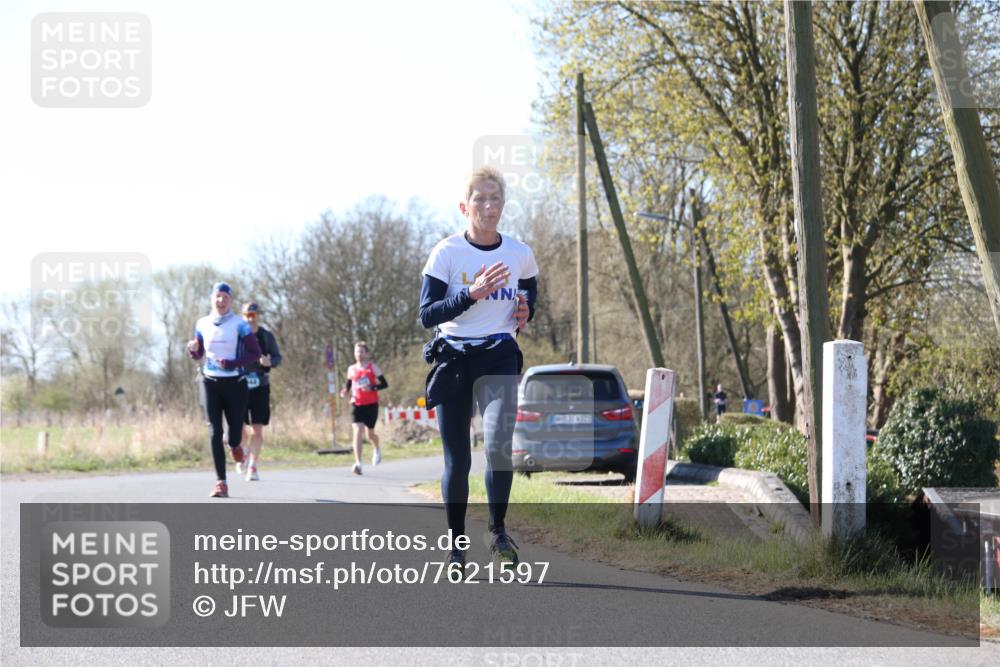 06.04.2025 - 44. Internationalen Wilhelmsburger Insellauf Jannik Wohlers http://msf.ph/oto/7621597 06.04.2025 10:14:11 Laufen 31, 4323 meine-sportfotos.de