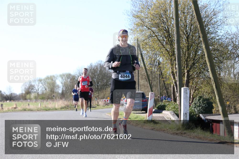 06.04.2025 - 44. Internationalen Wilhelmsburger Insellauf Jannik Wohlers http://msf.ph/oto/7621602 06.04.2025 10:14:18 Laufen 3624, 3, 4044, 31, 4323 meine-sportfotos.de