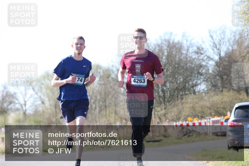 06.04.2025 - 44. Internationalen Wilhelmsburger Insellauf Jannik Wohlers http://msf.ph/oto/7621613 06.04.2025 10:14:24 Laufen 74, 4263 meine-sportfotos.de