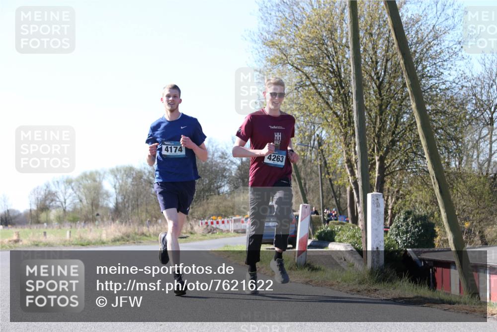 06.04.2025 - 44. Internationalen Wilhelmsburger Insellauf Jannik Wohlers http://msf.ph/oto/7621622 06.04.2025 10:14:26 Laufen 4174, 4263 meine-sportfotos.de