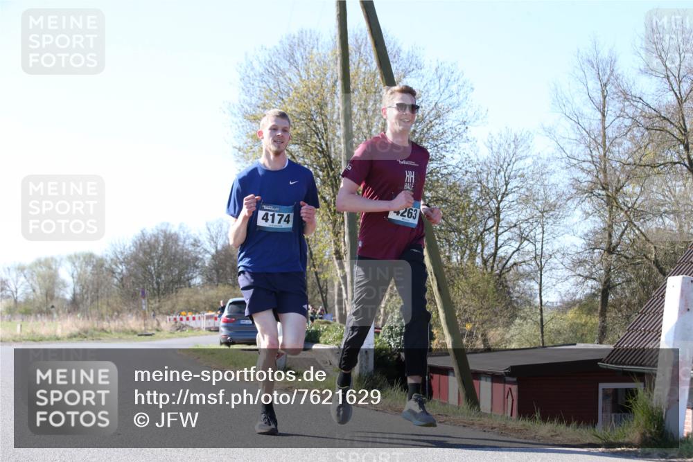 06.04.2025 - 44. Internationalen Wilhelmsburger Insellauf Jannik Wohlers http://msf.ph/oto/7621629 06.04.2025 10:14:27 Laufen 4174, 263 meine-sportfotos.de
