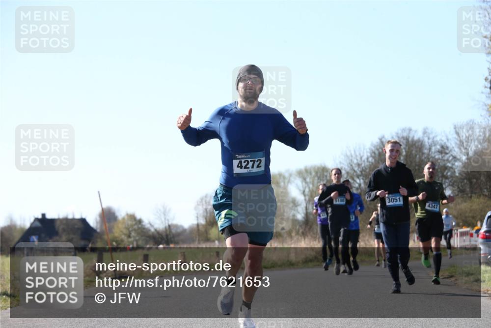 06.04.2025 - 44. Internationalen Wilhelmsburger Insellauf Jannik Wohlers http://msf.ph/oto/7621653 06.04.2025 10:14:48 Laufen 4272, 5108, 3051, 4347 meine-sportfotos.de