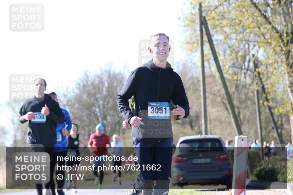 06.04.2025 - 44. Internationalen Wilhelmsburger Insellauf Jannik Wohlers http://msf.ph/oto/7621662 06.04.2025 10:14:50 Laufen 5108, 3051 meine-sportfotos.de