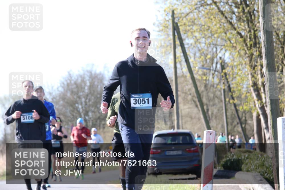 06.04.2025 - 44. Internationalen Wilhelmsburger Insellauf Jannik Wohlers http://msf.ph/oto/7621663 06.04.2025 10:14:50 Laufen 5108, 3051 meine-sportfotos.de