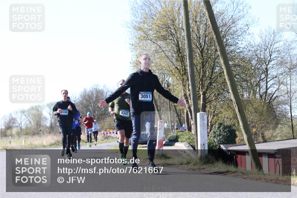 06.04.2025 - 44. Internationalen Wilhelmsburger Insellauf Jannik Wohlers http://msf.ph/oto/7621667 06.04.2025 10:14:51 Laufen 4347, 5108, 3051 meine-sportfotos.de