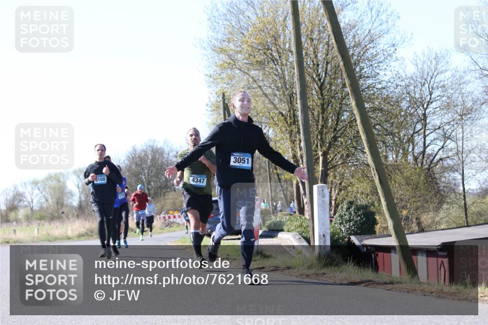 06.04.2025 - 44. Internationalen Wilhelmsburger Insellauf Jannik Wohlers http://msf.ph/oto/7621668 06.04.2025 10:14:51 Laufen 5108, 310, 4347, 3051 meine-sportfotos.de