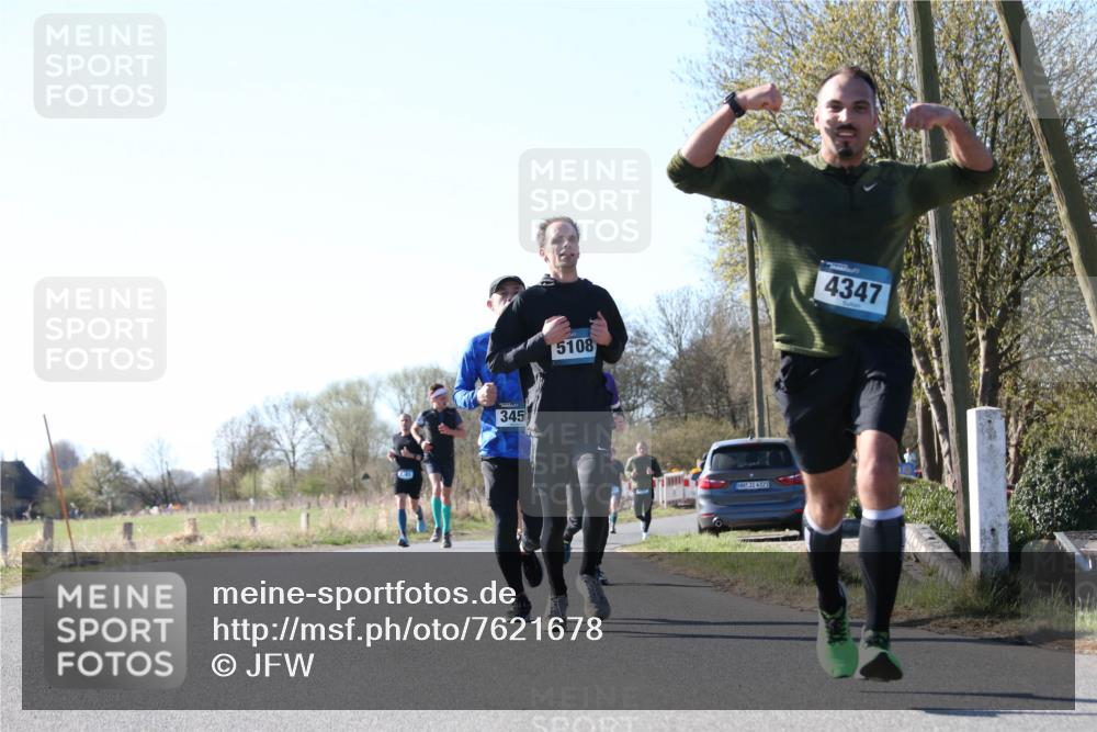 06.04.2025 - 44. Internationalen Wilhelmsburger Insellauf Jannik Wohlers http://msf.ph/oto/7621678 06.04.2025 10:14:52 Laufen 345, 5108, 31, 4321, 4347 meine-sportfotos.de