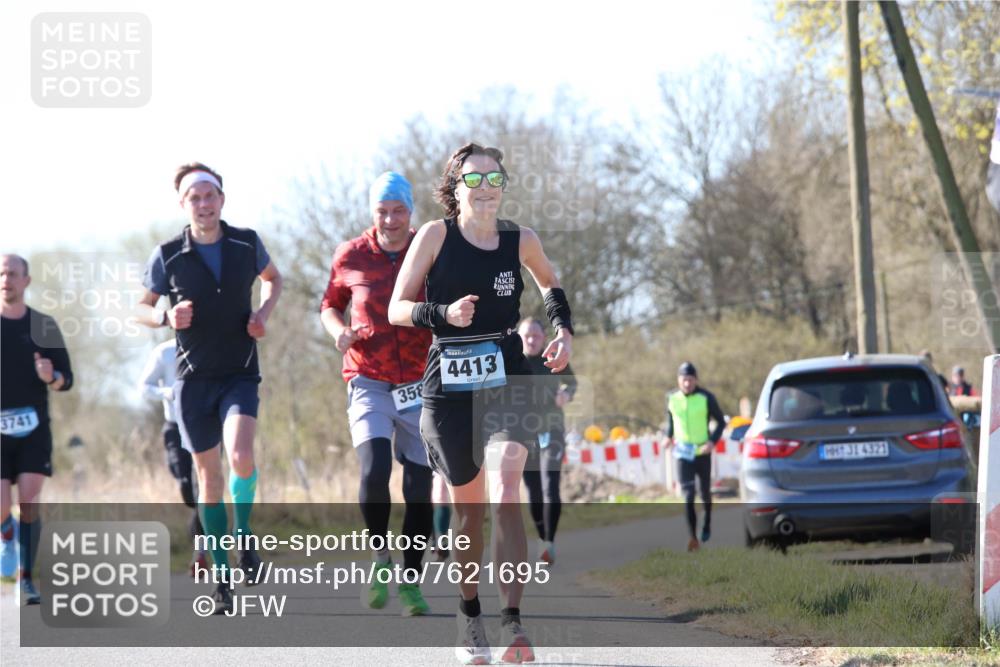 06.04.2025 - 44. Internationalen Wilhelmsburger Insellauf Jannik Wohlers http://msf.ph/oto/7621695 06.04.2025 10:14:55 Laufen 3741, 358, 4413, 31, 4321 meine-sportfotos.de