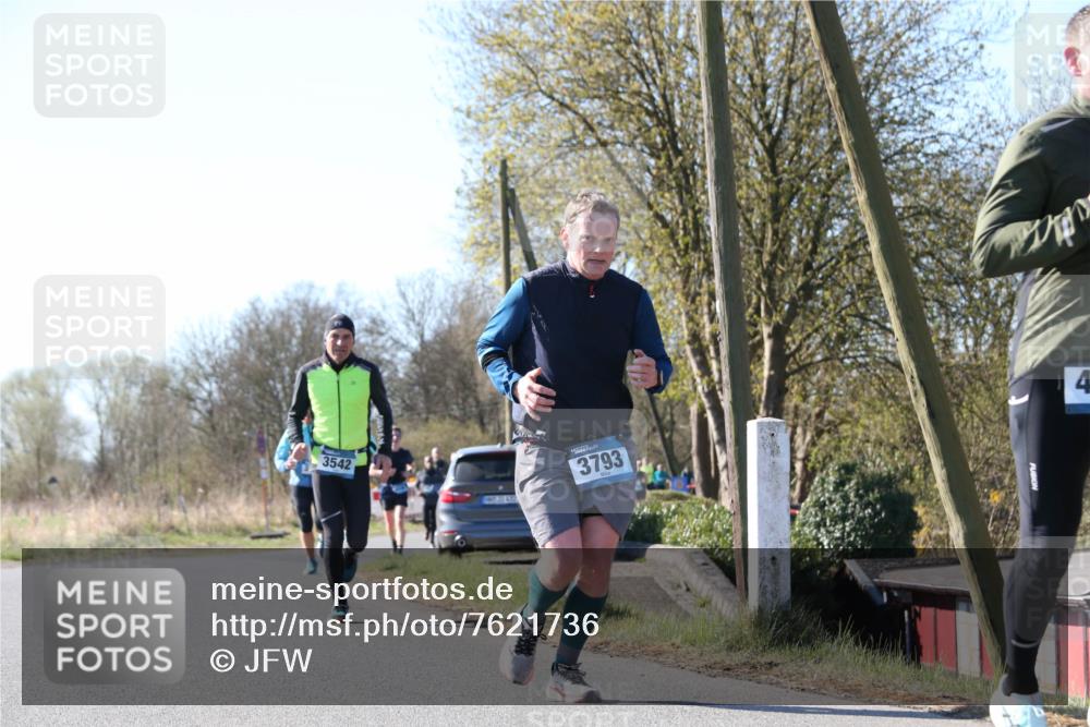 06.04.2025 - 44. Internationalen Wilhelmsburger Insellauf Jannik Wohlers http://msf.ph/oto/7621736 06.04.2025 10:15:04 Laufen 3542, 3793, 4 meine-sportfotos.de