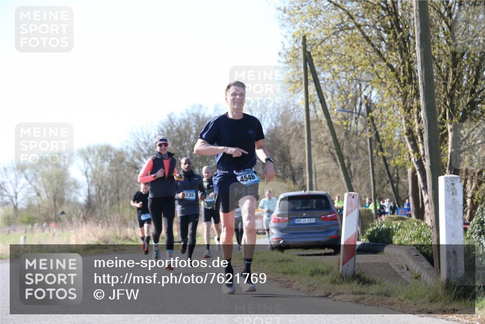 06.04.2025 - 44. Internationalen Wilhelmsburger Insellauf Jannik Wohlers http://msf.ph/oto/7621769 06.04.2025 10:15:12 Laufen 135, 4546, 31, 4323 meine-sportfotos.de