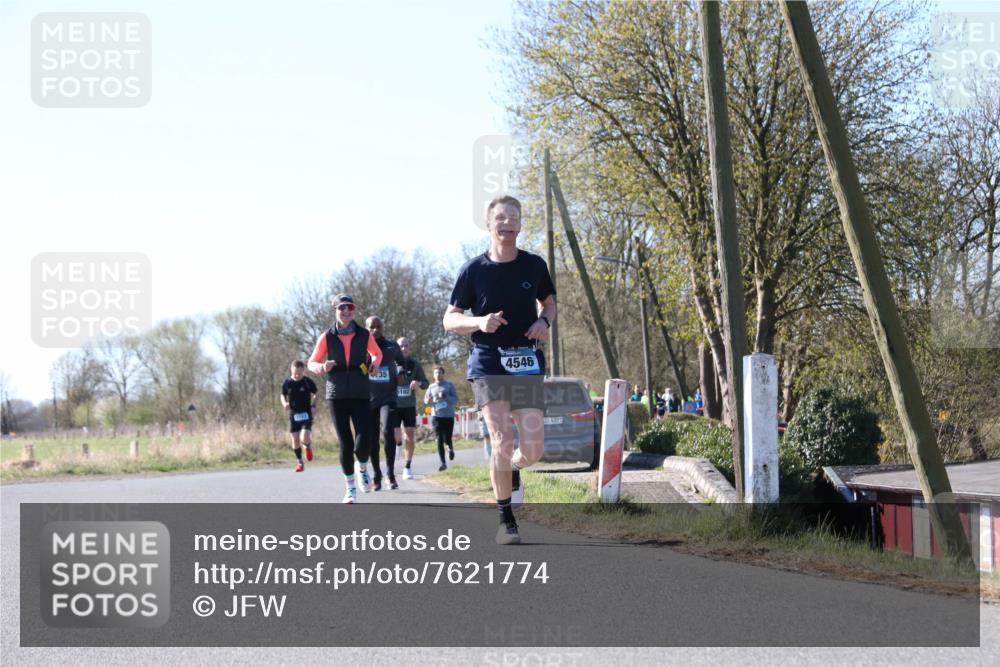 06.04.2025 - 44. Internationalen Wilhelmsburger Insellauf Jannik Wohlers http://msf.ph/oto/7621774 06.04.2025 10:15:13 Laufen 5102, 4546, 31, 4323 meine-sportfotos.de