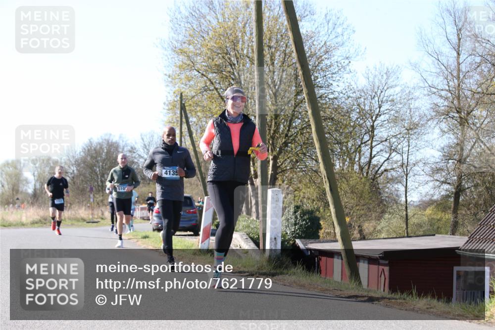 06.04.2025 - 44. Internationalen Wilhelmsburger Insellauf Jannik Wohlers http://msf.ph/oto/7621779 06.04.2025 10:15:16 Laufen 5107, 4135 meine-sportfotos.de