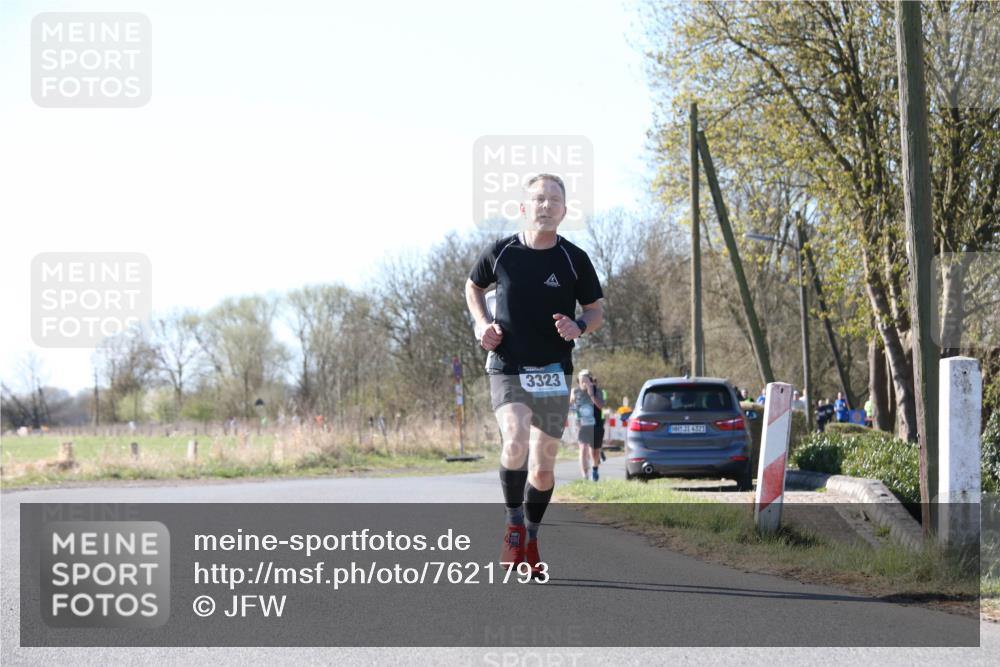06.04.2025 - 44. Internationalen Wilhelmsburger Insellauf Jannik Wohlers http://msf.ph/oto/7621793 06.04.2025 10:15:20 Laufen 3323, 31, 4323 meine-sportfotos.de