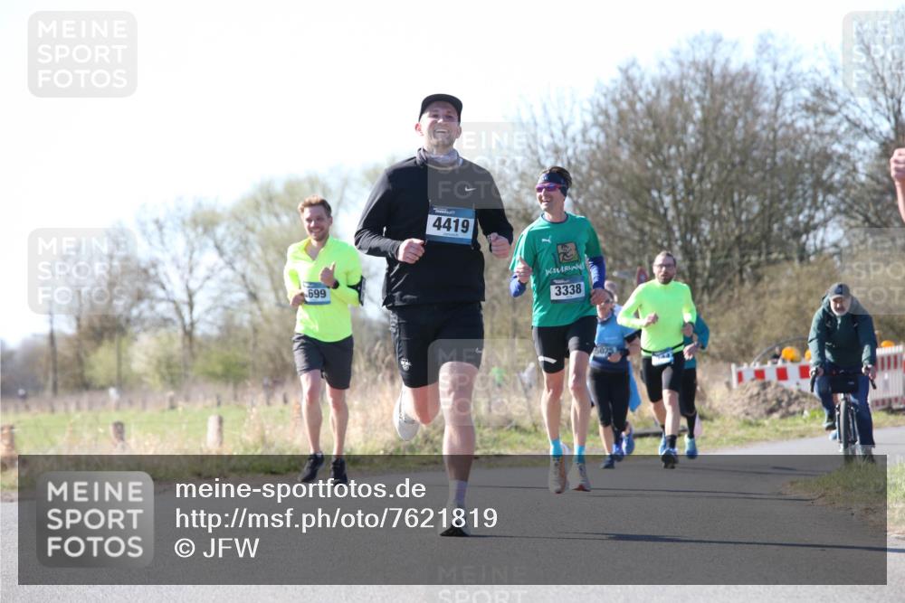 06.04.2025 - 44. Internationalen Wilhelmsburger Insellauf Jannik Wohlers http://msf.ph/oto/7621819 06.04.2025 10:15:28 Laufen 699, 4419, 3338, 5075 meine-sportfotos.de