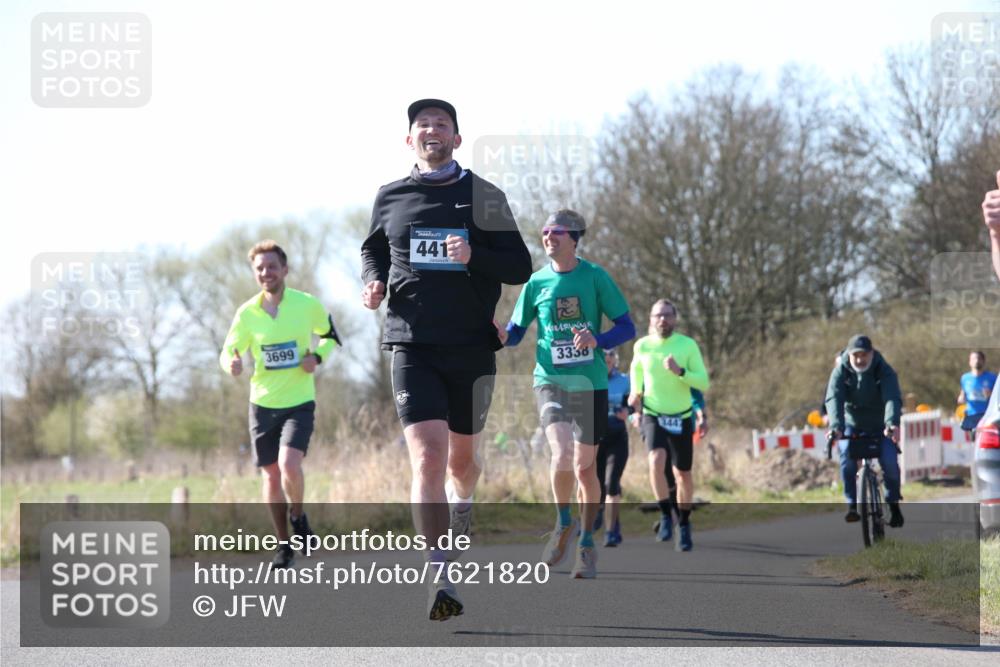 06.04.2025 - 44. Internationalen Wilhelmsburger Insellauf Jannik Wohlers http://msf.ph/oto/7621820 06.04.2025 10:15:29 Laufen 3699, 441, 3338 meine-sportfotos.de