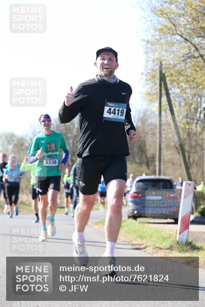 06.04.2025 - 44. Internationalen Wilhelmsburger Insellauf Jannik Wohlers http://msf.ph/oto/7621824 06.04.2025 10:15:31 Laufen 3338, 4419 meine-sportfotos.de