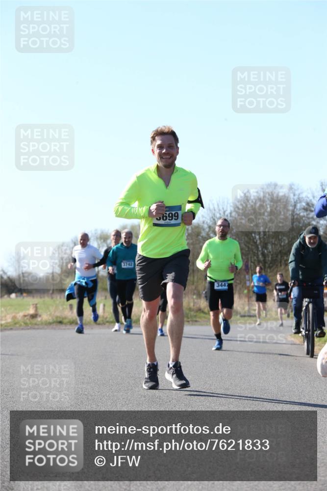 06.04.2025 - 44. Internationalen Wilhelmsburger Insellauf Jannik Wohlers http://msf.ph/oto/7621833 06.04.2025 10:15:33 Laufen 3742, 699, 3447 meine-sportfotos.de