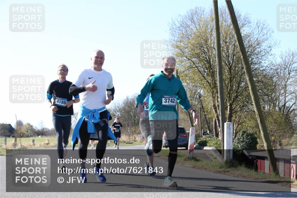 06.04.2025 - 44. Internationalen Wilhelmsburger Insellauf Jannik Wohlers http://msf.ph/oto/7621843 06.04.2025 10:15:38 Laufen 4189, 50, 3742 meine-sportfotos.de