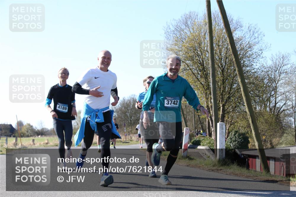 06.04.2025 - 44. Internationalen Wilhelmsburger Insellauf Jannik Wohlers http://msf.ph/oto/7621844 06.04.2025 10:15:39 Laufen 4189, 3742 meine-sportfotos.de