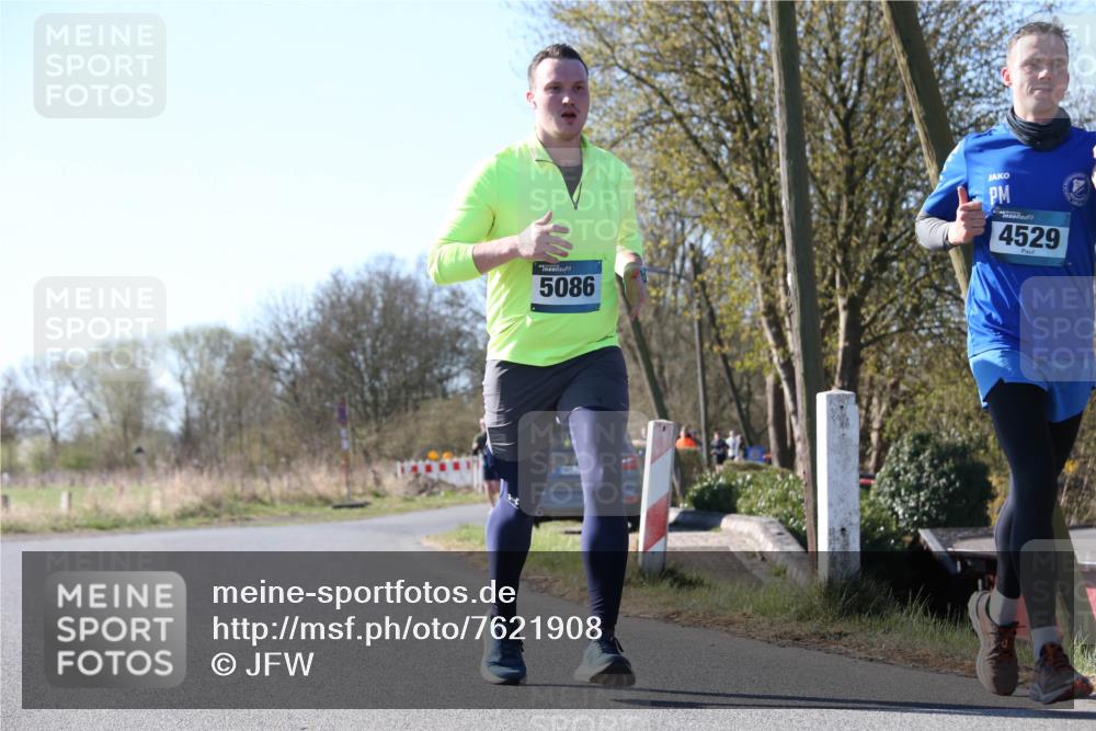 06.04.2025 - 44. Internationalen Wilhelmsburger Insellauf Jannik Wohlers http://msf.ph/oto/7621908 06.04.2025 10:15:55 Laufen 5086, 4529 meine-sportfotos.de