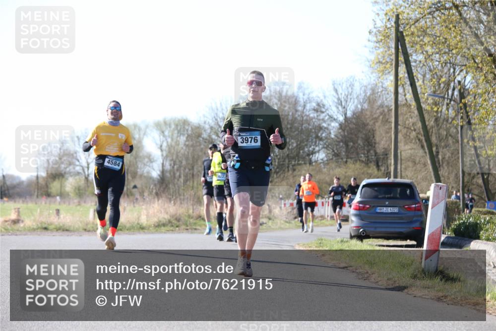 06.04.2025 - 44. Internationalen Wilhelmsburger Insellauf Jannik Wohlers http://msf.ph/oto/7621915 06.04.2025 10:16:07 Laufen 4584, 3976, 4321 meine-sportfotos.de