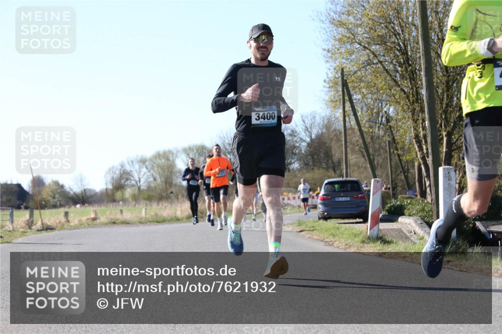 06.04.2025 - 44. Internationalen Wilhelmsburger Insellauf Jannik Wohlers http://msf.ph/oto/7621932 06.04.2025 10:16:14 Laufen 4121, 3400, 4923 meine-sportfotos.de