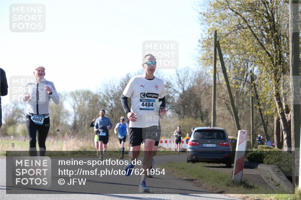 06.04.2025 - 44. Internationalen Wilhelmsburger Insellauf Jannik Wohlers http://msf.ph/oto/7621954 06.04.2025 10:16:27 Laufen 4602, 4484, 31, 4323 meine-sportfotos.de