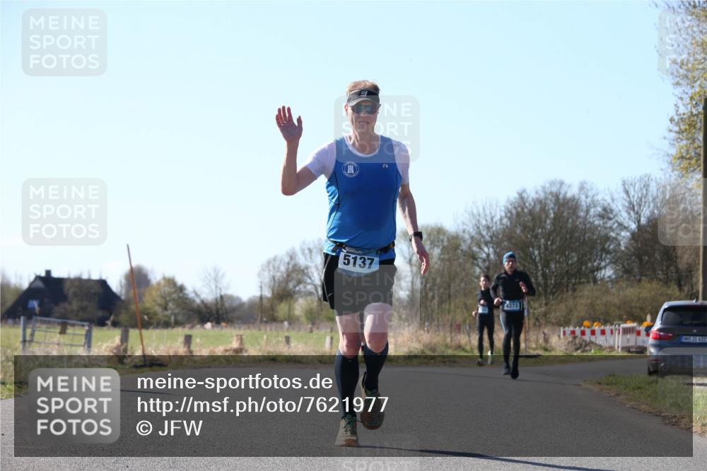 06.04.2025 - 44. Internationalen Wilhelmsburger Insellauf Jannik Wohlers http://msf.ph/oto/7621977 06.04.2025 10:16:37 Laufen 5137, 4373, 4, 31, 4322 meine-sportfotos.de