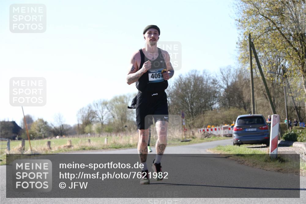 06.04.2025 - 44. Internationalen Wilhelmsburger Insellauf Jannik Wohlers http://msf.ph/oto/7621982 06.04.2025 10:16:43 Laufen 4057, 1448, 31, 4323 meine-sportfotos.de