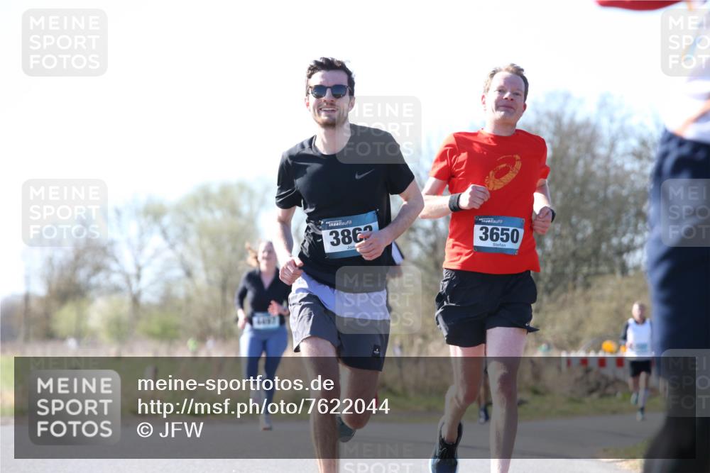 06.04.2025 - 44. Internationalen Wilhelmsburger Insellauf Jannik Wohlers http://msf.ph/oto/7622044 06.04.2025 10:17:34 Laufen 3862, 3650 meine-sportfotos.de