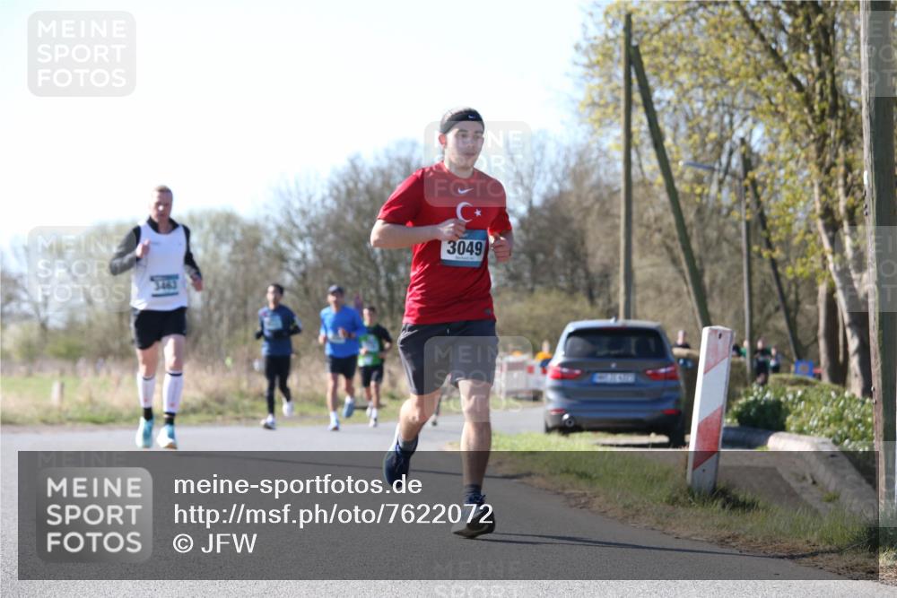 06.04.2025 - 44. Internationalen Wilhelmsburger Insellauf Jannik Wohlers http://msf.ph/oto/7622072 06.04.2025 10:17:46 Laufen 3049 meine-sportfotos.de