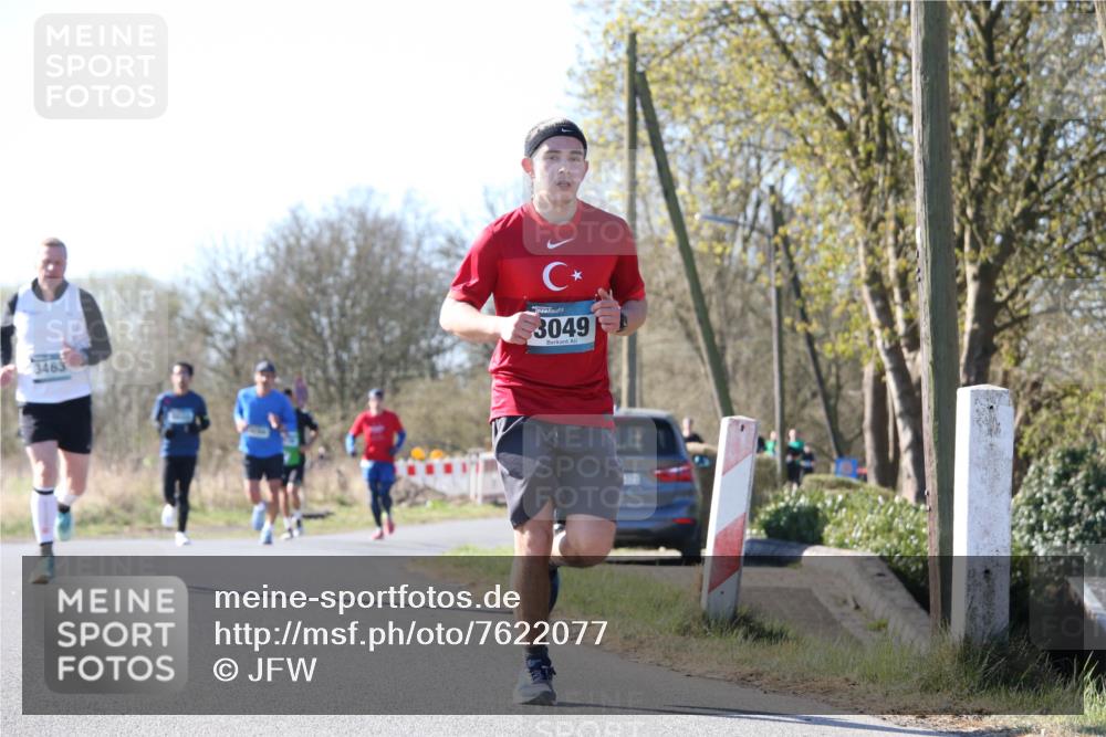 06.04.2025 - 44. Internationalen Wilhelmsburger Insellauf Jannik Wohlers http://msf.ph/oto/7622077 06.04.2025 10:17:46 Laufen 3049 meine-sportfotos.de