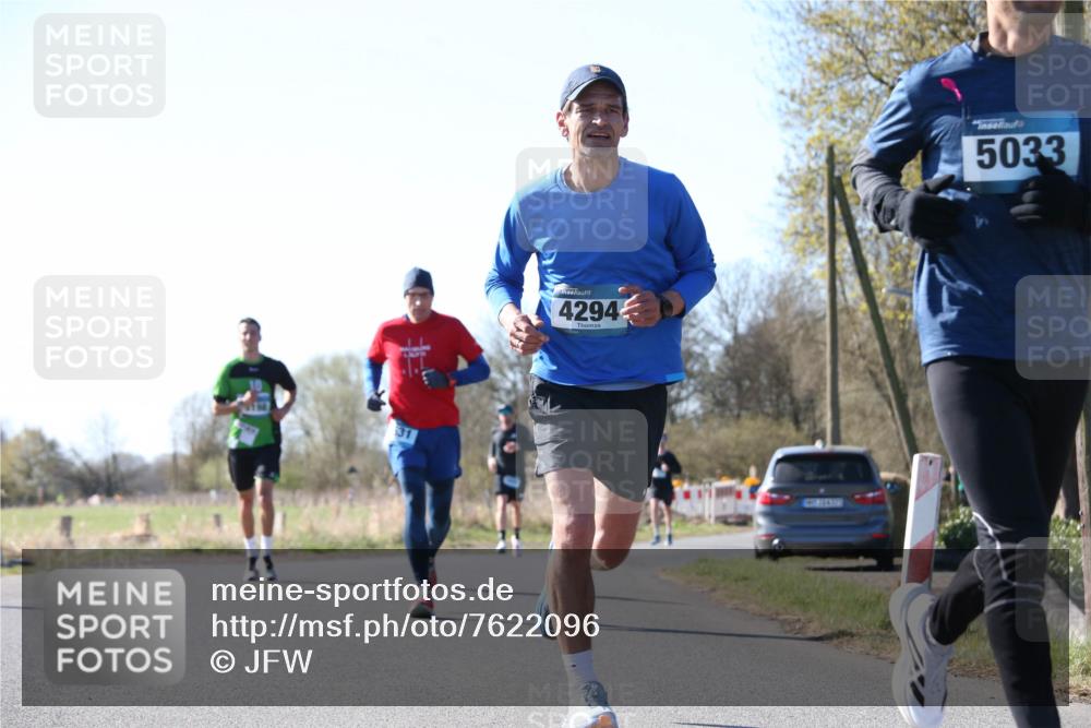 06.04.2025 - 44. Internationalen Wilhelmsburger Insellauf Jannik Wohlers http://msf.ph/oto/7622096 06.04.2025 10:17:56 Laufen 4294, 5033 meine-sportfotos.de