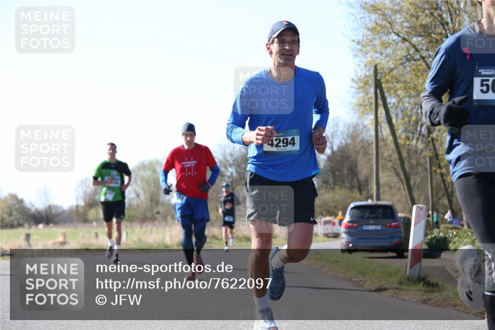 06.04.2025 - 44. Internationalen Wilhelmsburger Insellauf Jannik Wohlers http://msf.ph/oto/7622097 06.04.2025 10:17:56 Laufen 4294, 50 meine-sportfotos.de