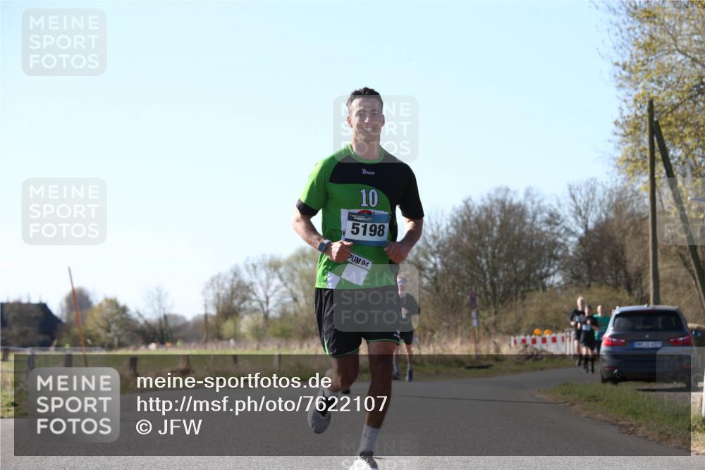 06.04.2025 - 44. Internationalen Wilhelmsburger Insellauf Jannik Wohlers http://msf.ph/oto/7622107 06.04.2025 10:18:00 Laufen 10, 5198, 94, 6223 meine-sportfotos.de