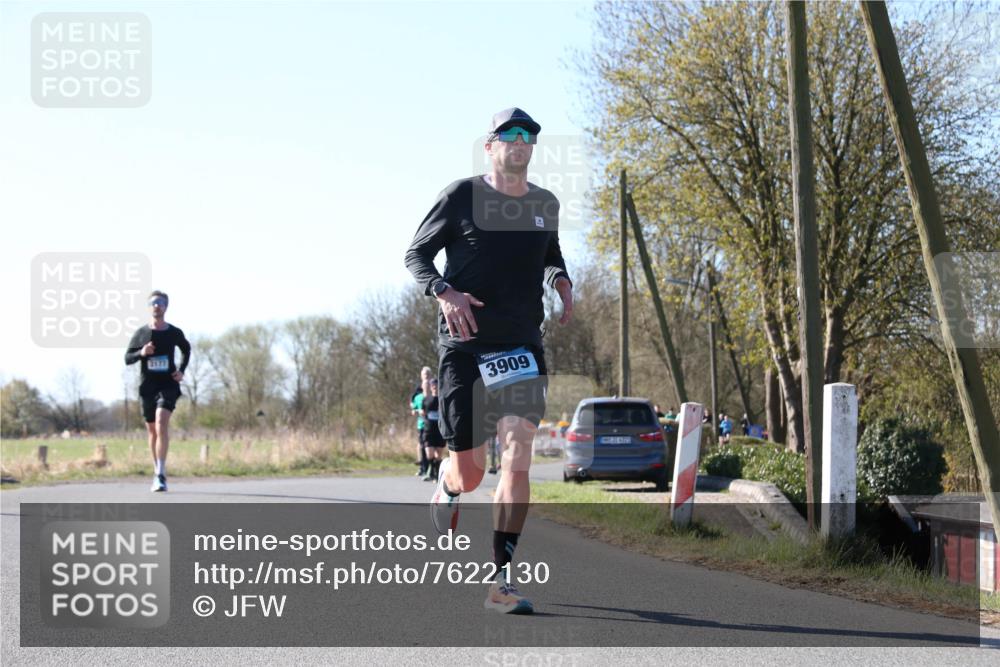 06.04.2025 - 44. Internationalen Wilhelmsburger Insellauf Jannik Wohlers http://msf.ph/oto/7622130 06.04.2025 10:18:05 Laufen 3177, 3909, 1418, 31, 6923 meine-sportfotos.de
