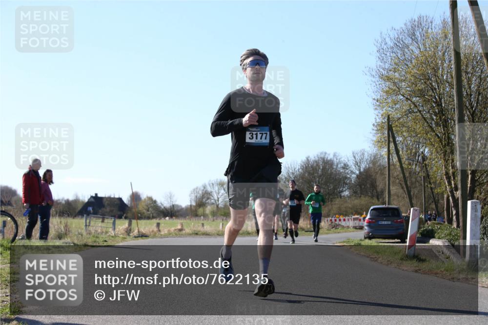06.04.2025 - 44. Internationalen Wilhelmsburger Insellauf Jannik Wohlers http://msf.ph/oto/7622135 06.04.2025 10:18:09 Laufen 3177, 31, 4973 meine-sportfotos.de