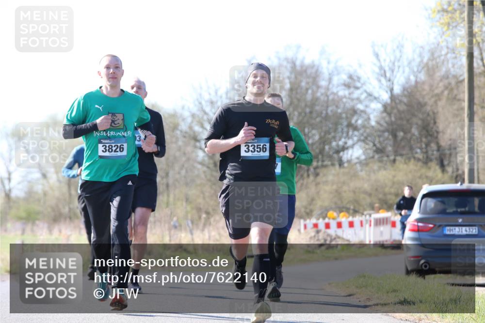 06.04.2025 - 44. Internationalen Wilhelmsburger Insellauf Jannik Wohlers http://msf.ph/oto/7622140 06.04.2025 10:18:12 Laufen 3826, 3, 3356, 4321 meine-sportfotos.de