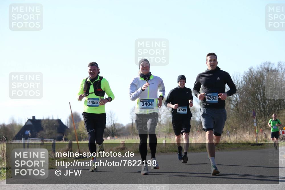 06.04.2025 - 44. Internationalen Wilhelmsburger Insellauf Jannik Wohlers http://msf.ph/oto/7622198 06.04.2025 10:18:46 Laufen 4455, 3404, 3749, 4262 meine-sportfotos.de