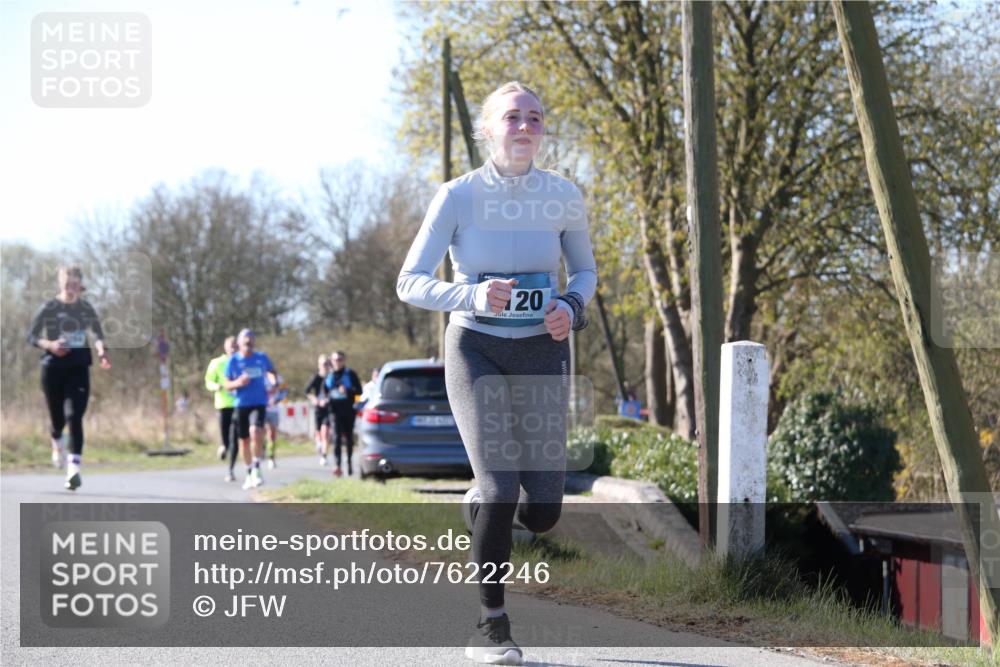 06.04.2025 - 44. Internationalen Wilhelmsburger Insellauf Jannik Wohlers http://msf.ph/oto/7622246 06.04.2025 10:19:20 Laufen 20 meine-sportfotos.de