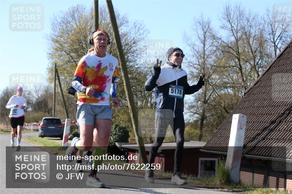 06.04.2025 - 44. Internationalen Wilhelmsburger Insellauf Jannik Wohlers http://msf.ph/oto/7622259 06.04.2025 10:19:35 Laufen 5178 meine-sportfotos.de