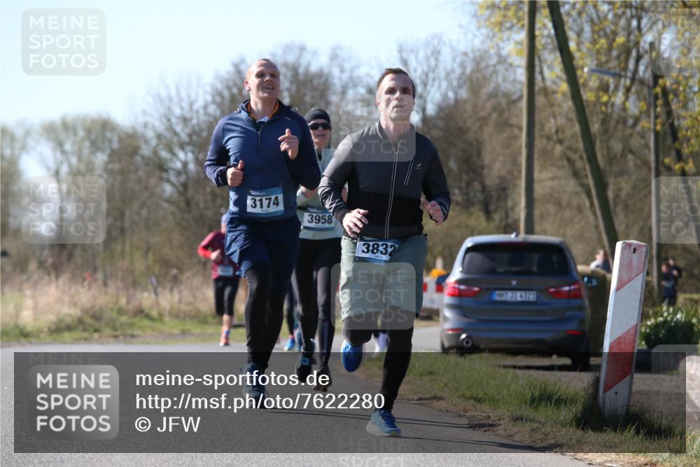 06.04.2025 - 44. Internationalen Wilhelmsburger Insellauf Jannik Wohlers http://msf.ph/oto/7622280 06.04.2025 10:19:54 Laufen 3174, 3958, 3832, 31, 4323 meine-sportfotos.de
